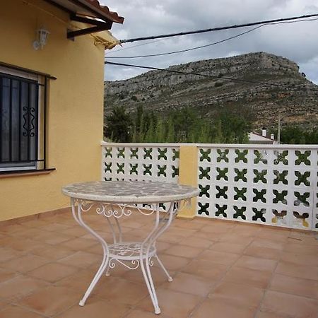 La Casa Del Rio Villa Granja Llumes Exterior foto